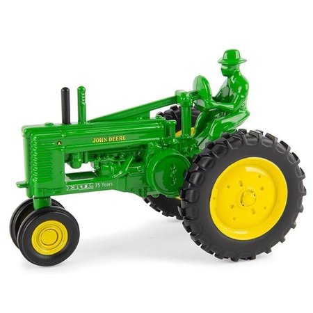 TOYOPIA John Deere Model A Tractor with Man TO1523926